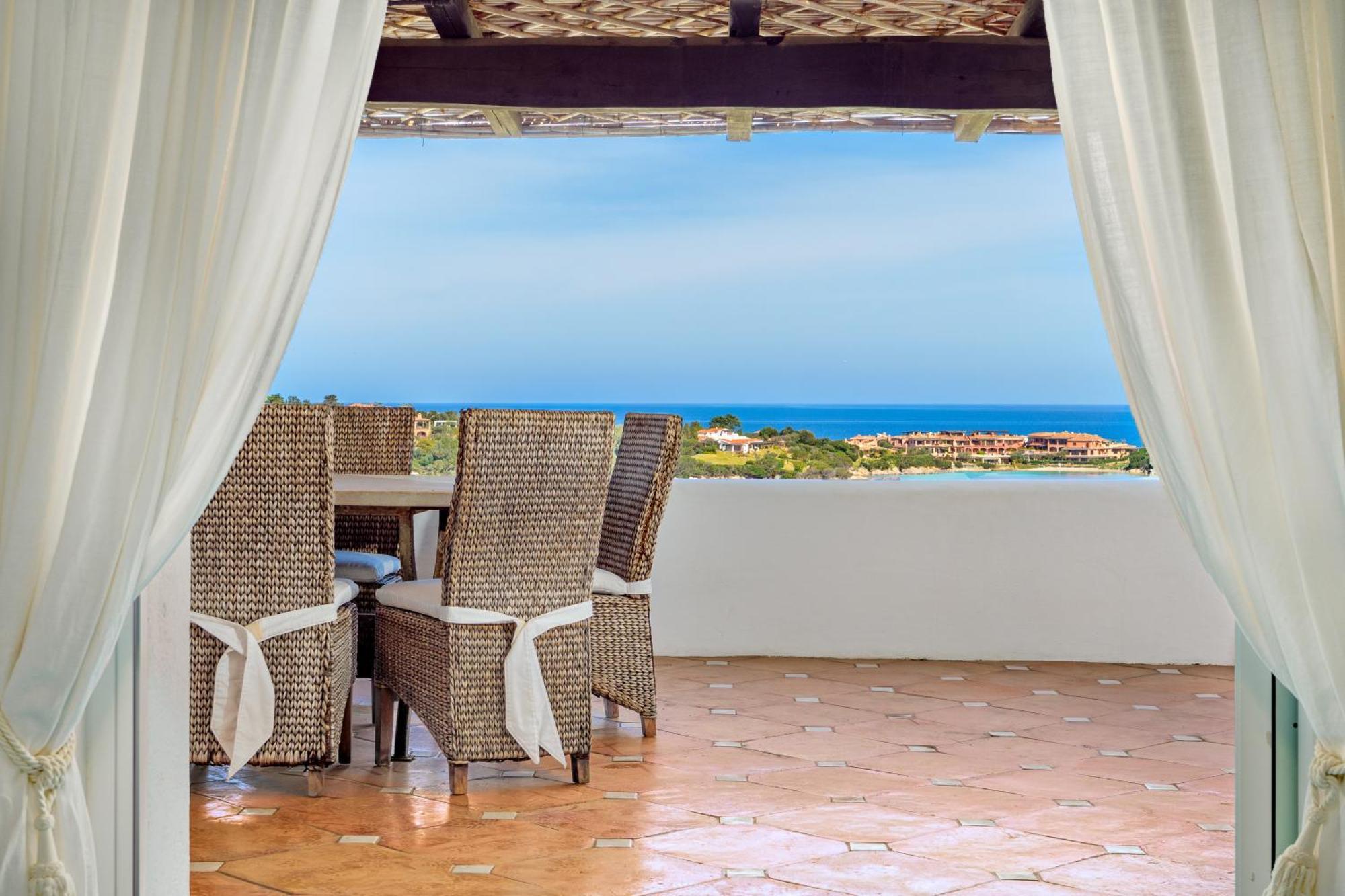 Terrazza Sul Mare A Porto Cervo Villa Exteriör bild